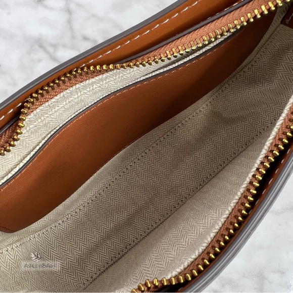 Tory Burch Emerson Printed Shoulder Bag In Leopard Print - Picture 11 of 12